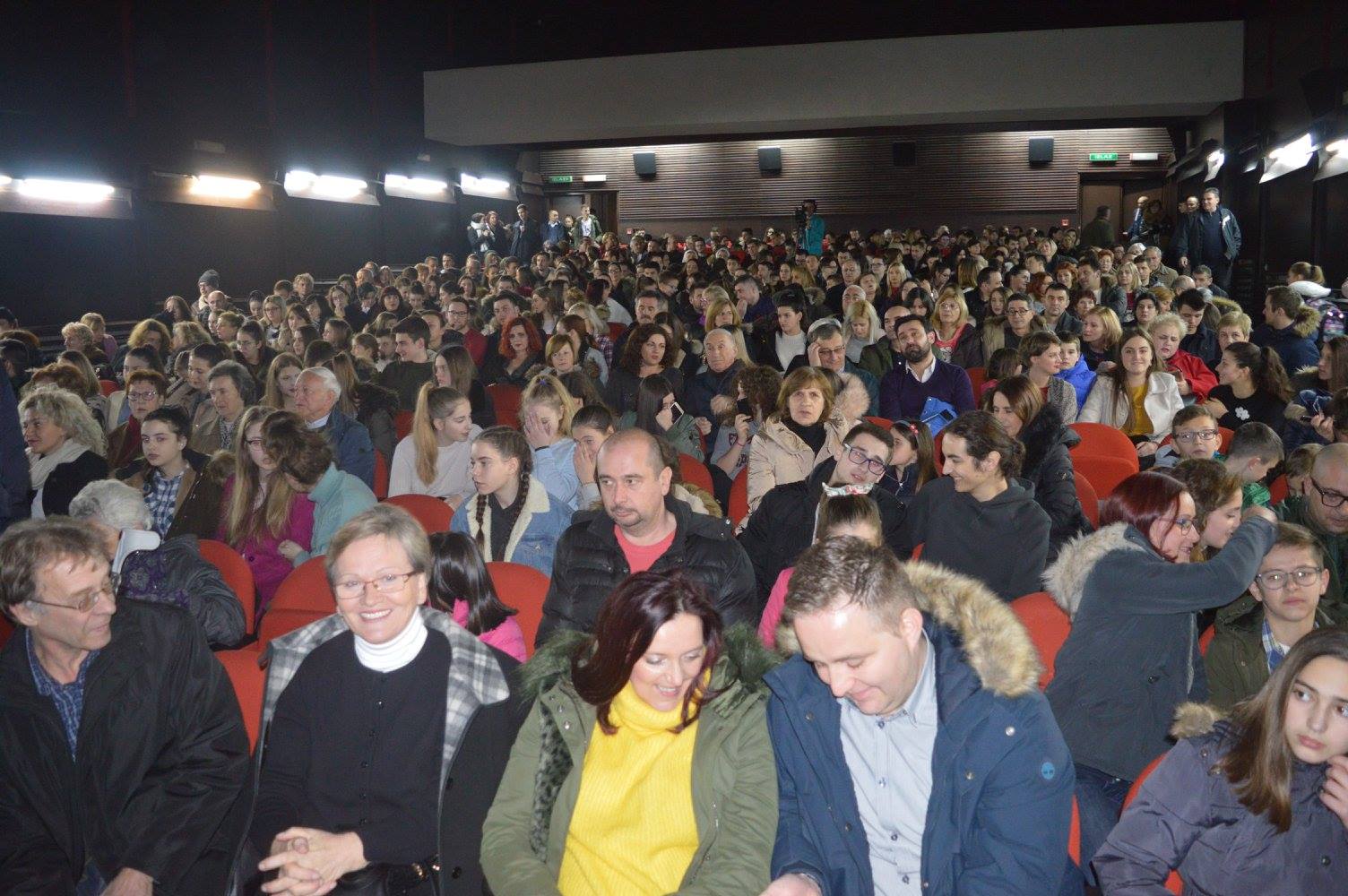 predstava svi me vole